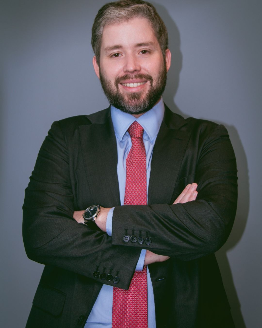 Dr. Antonio Pedro Junqueira - Advogado Sênior