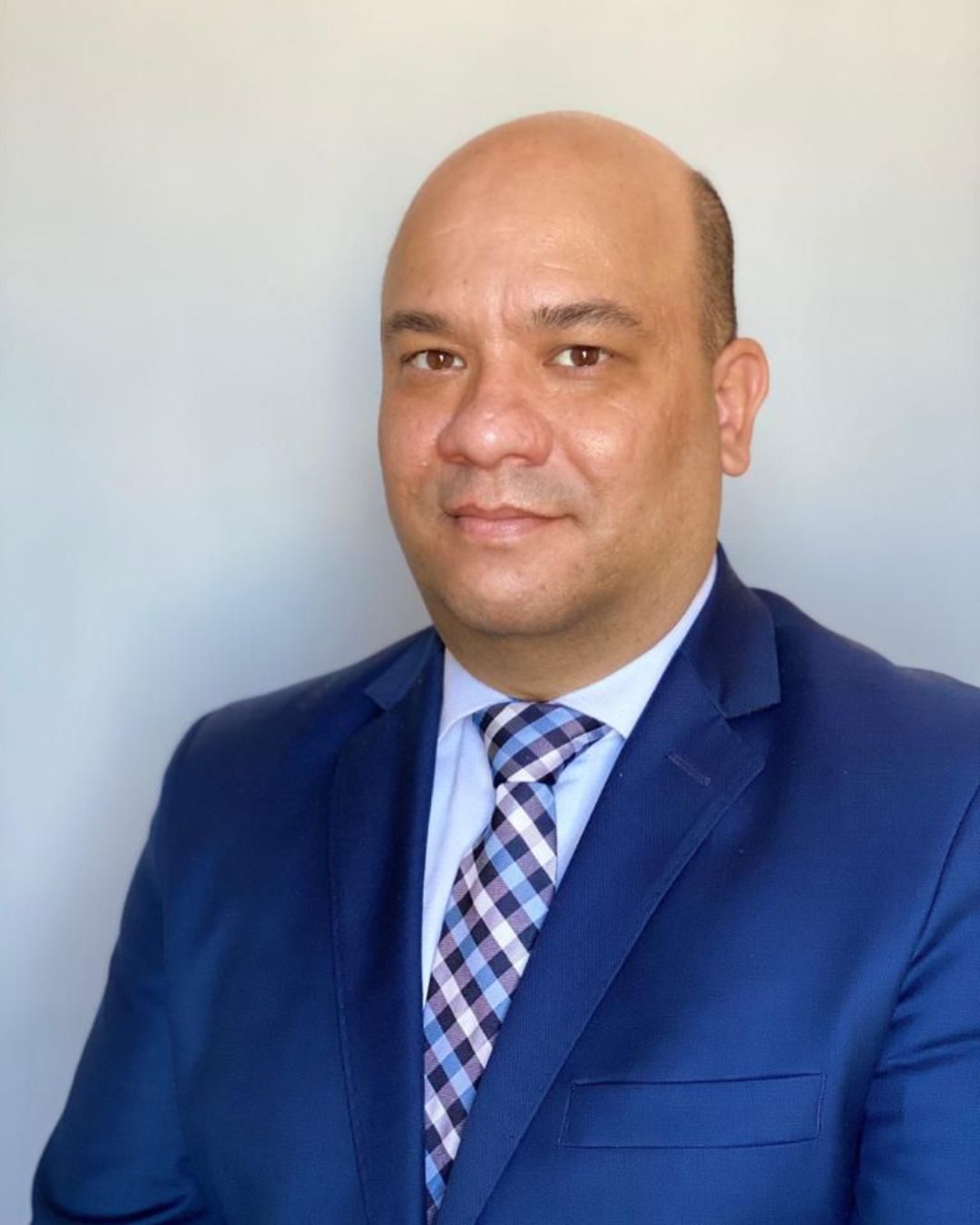 Dr. Alessandro Francisco Adorno - Advogado Sênior